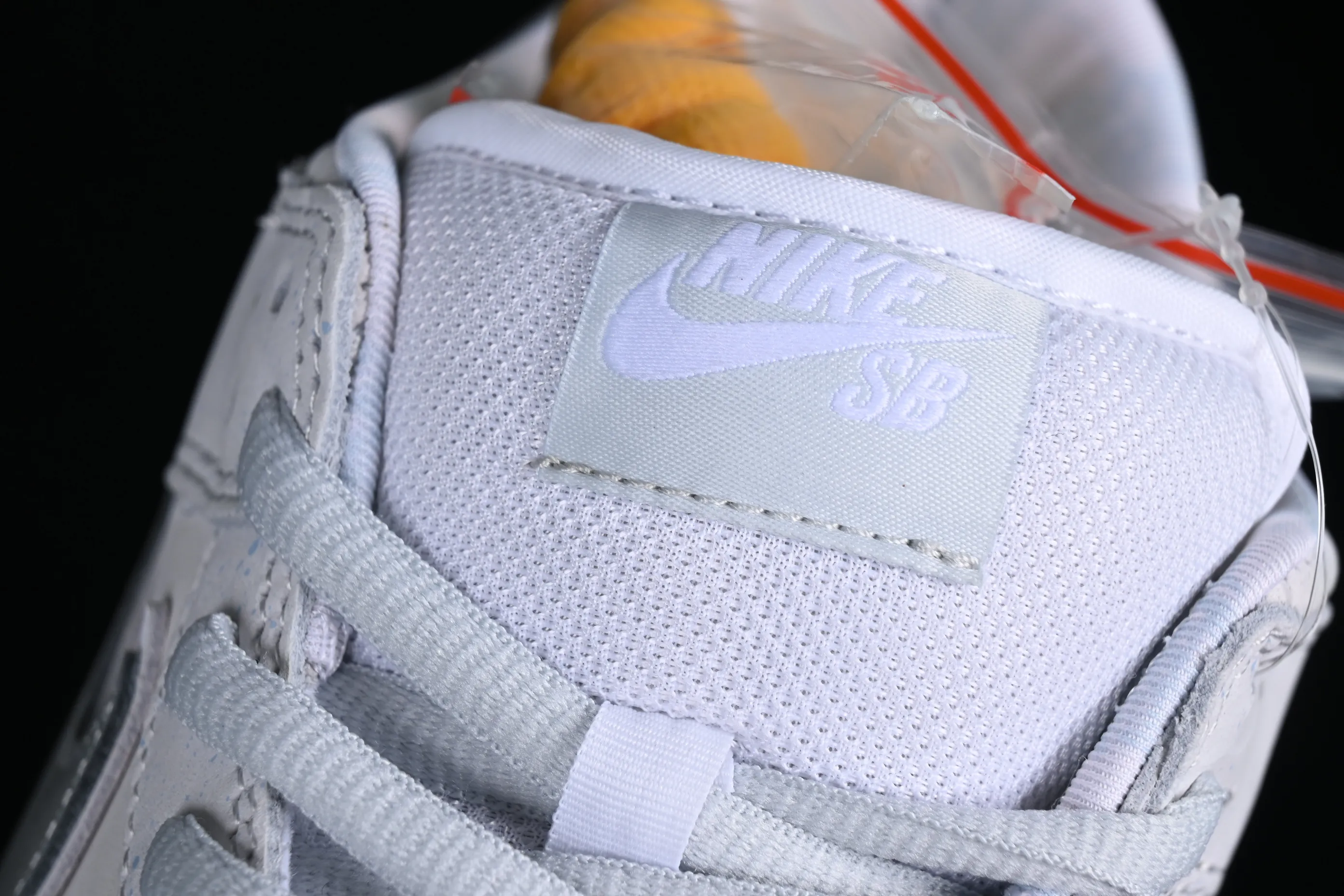 All Categories Nk SB Dunk Series Nk SB Dunk Low Low-top sneakers C version Concepts x Nk Dunk Low Pro SB "White lobster" full-layer white lobster SB low-top sports and leisure sneakers FD8776-100